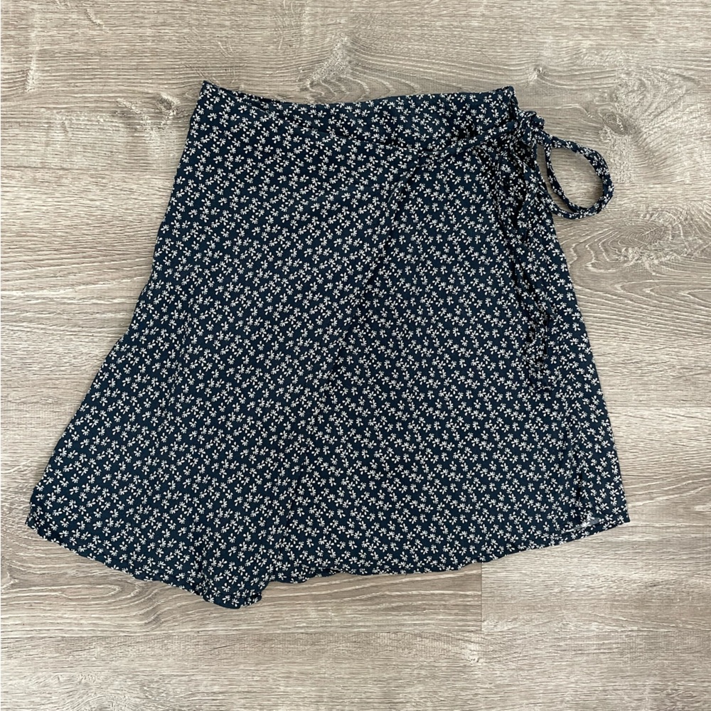 Brandy Melville wrap skirt